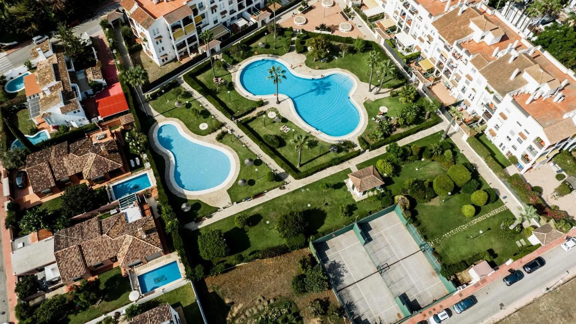 Marbella Petunias Lorcrisur Apartman 0*,  Spanyolország